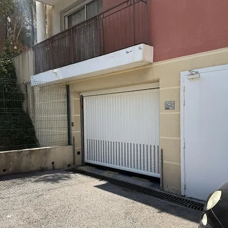 Spacious, Quiet 公寓 尼斯