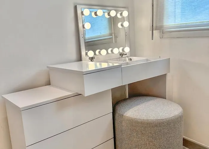 Spacious, Quiet Apartment Nice