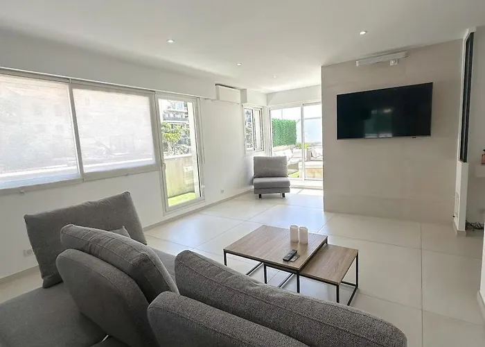 Spacious, Quiet * نيس