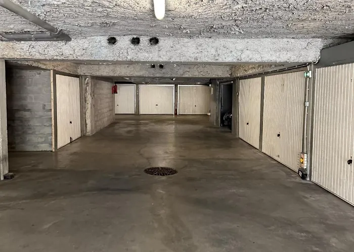 Spacious, Quiet Apartment Nice