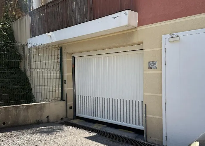 Spacious, Quiet Apartment Nice